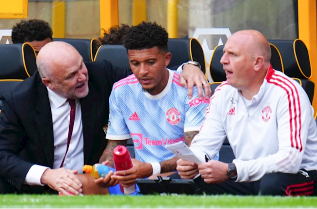 MU cắt cử 2 người an ủi Jadon Sancho