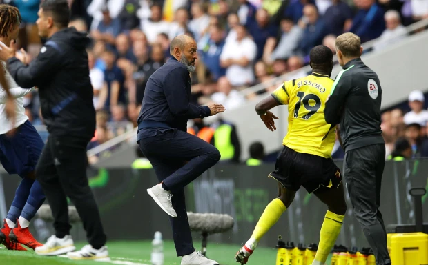 Sissoko trả đũa HLV Nuno Santo trong ngày trở lại Tottenham