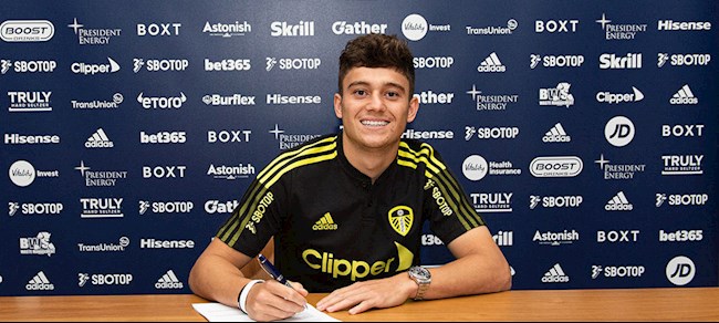 Daniel James ký hợp đồng với Leeds United Daniel James ký hợp đồng với Leeds United
