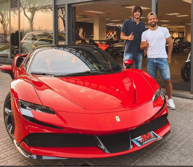 Sergio Aguero tậu thêm siêu xe