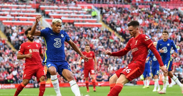 Emile Heskey tin rằng Liverpool không thể vô địch NHA mùa này