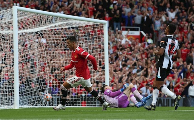 Ronaldo không nghĩ sẽ ghi 2 bàn