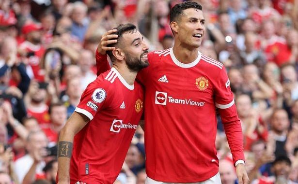 Bruno Fernandes đáp trả những nghi ngờ về năng lực của Ronaldo