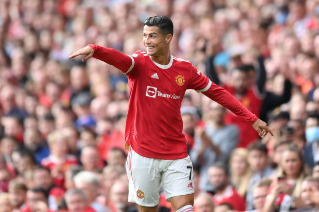 Ronaldo tỏa sáng trong trận ra mắt MU