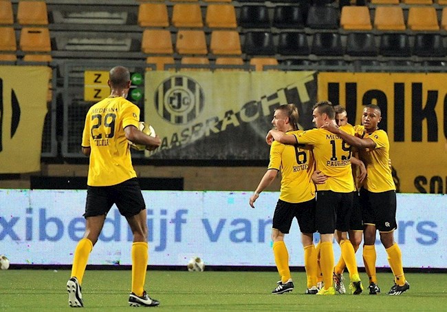 Nhận định bóng đá Volendam vs Roda JC 1h00 ngày 14/9 (Hạng 2 Hà Lan 2021/22)