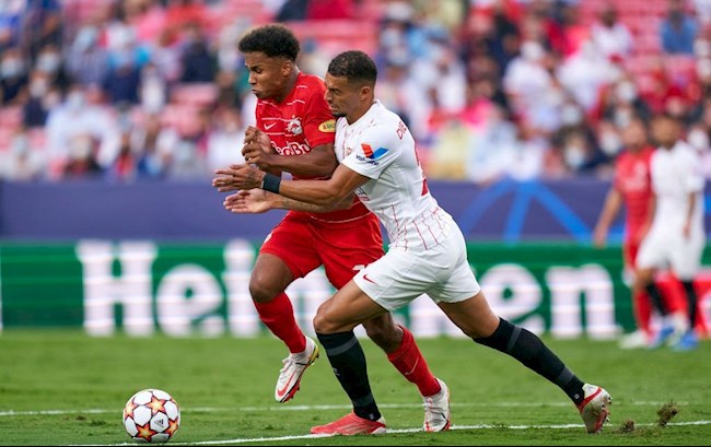 Adeyemi kiem 3 qua penalty