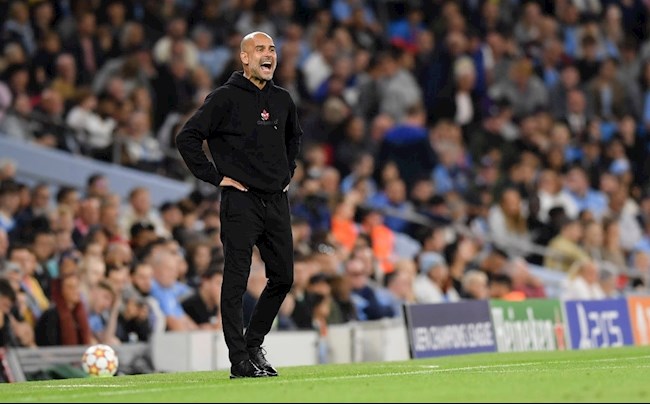 Pep Guardiola chê Man City ít fan