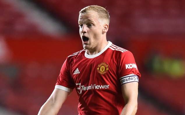 Van de Beek cần rời MU để cứu vãn sự nghiệp