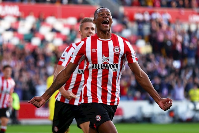 Brentford bất ngờ dẫn bàn trước Brentford bất ngờ dẫn bàn trước