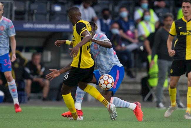 Pha vào bóng của Wan-Bissaka