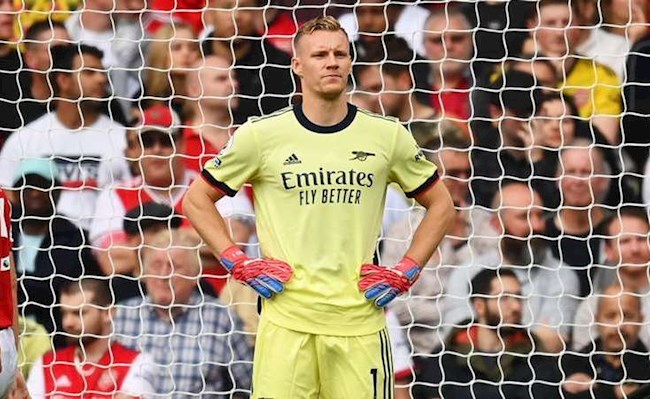 Bị gạt khỏi đội hình chính vô cớ, thủ môn Arsenal bất bình với Arteta