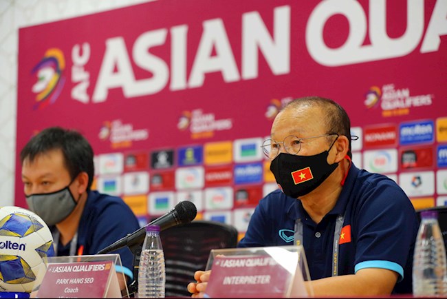 HLV Park Hang Seo tạm chia tay ĐT Việt Nam sau trận gặp Oman