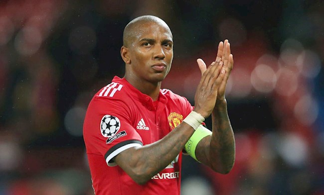 Ashley Young nói về đội hình MU hiện tại Ashley Young nói về đội hình MU hiện tại