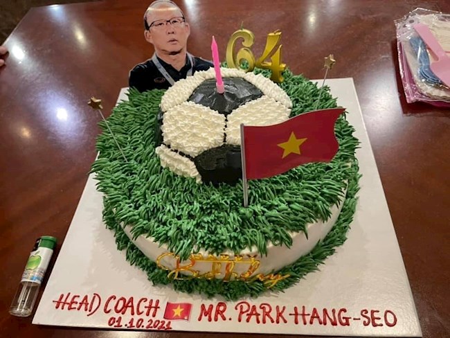 ĐT Việt Nam tạo món quà bất ngờ cho HLV Park Hang Seo