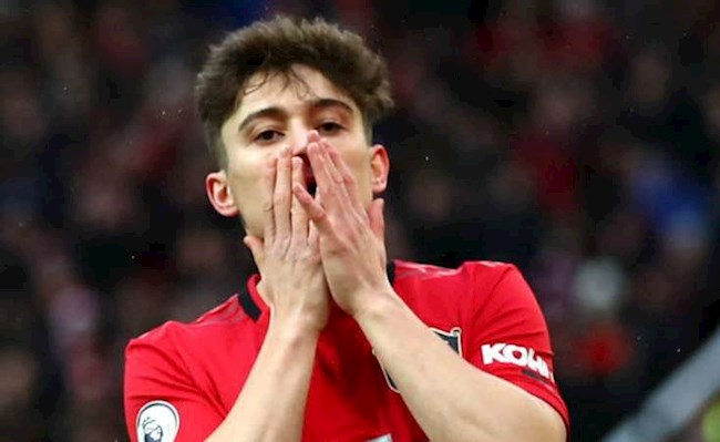 Ferdinand: “James chưa từng đủ trình chơi cho MU”