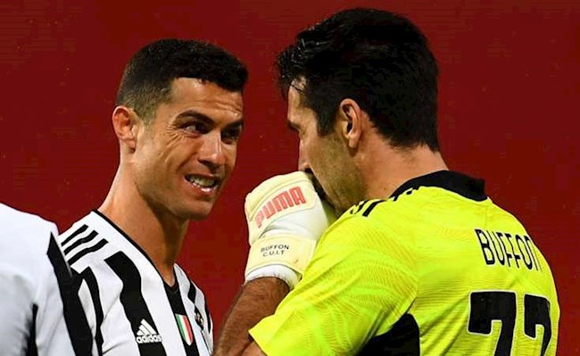 Ronaldo va Buffon