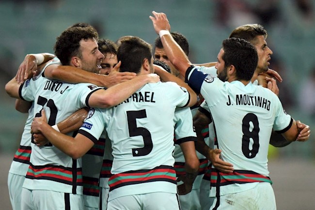 Bồ Đào Nha dẫn 2-0 trong hiệp 1 Bồ Đào Nha dẫn 2-0 trong hiệp 1