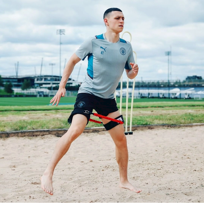 Foden trở lại tập luyện