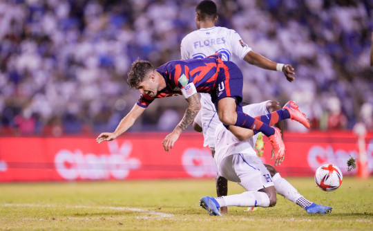 Christian Pulisic dính chấn thương Christian Pulisic dính chấn thương