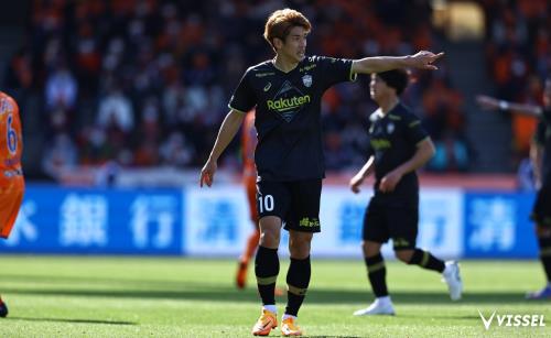 ĐT Việt Nam lỡ cơ hội đối đầu cầu thủ từng ghi bàn ở World Cup 1