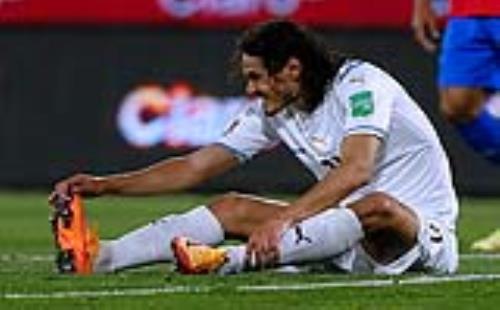 Cavani lại dính chấn thương