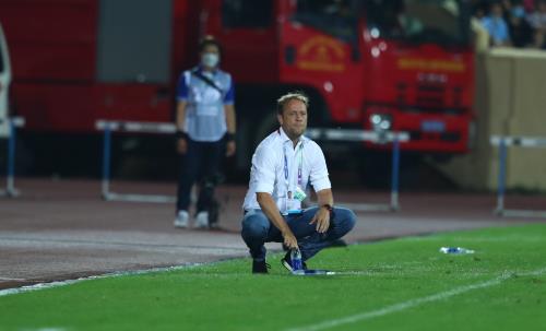 HLV Polking sốc nặng khi Thái Lan thua đau đối thủ kém 46 bậc FIFA