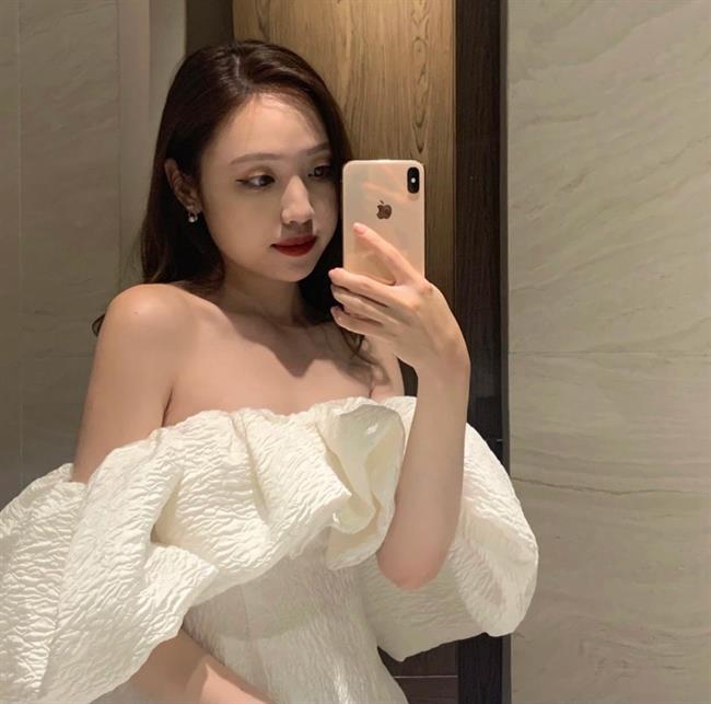 Lộ diện bạn gái xinh đẹp hơn tuổi của thủ môn Quan Văn Chuẩn 7