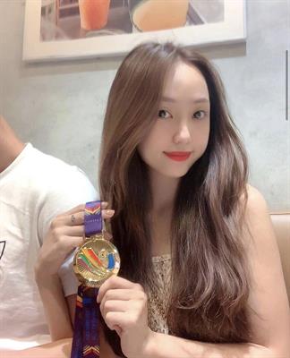 Lộ diện bạn gái xinh đẹp hơn tuổi của thủ môn Quan Văn Chuẩn 6