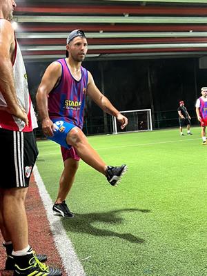 Video Aguero đi đá phủi sau khi giải nghệ 3 Video Aguero đi đá phủi sau khi giải nghệ 3