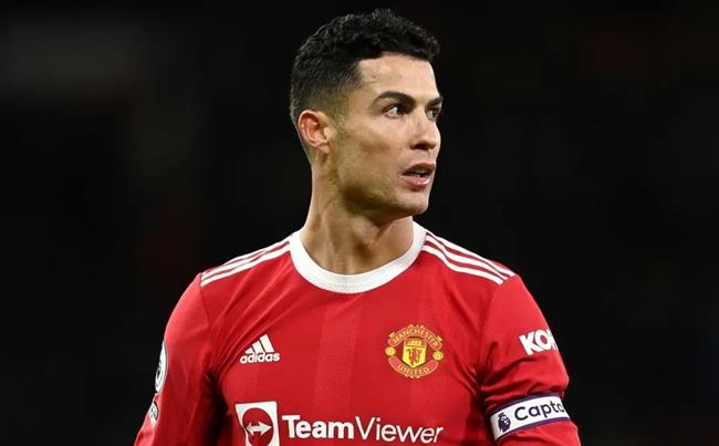 MU đáp trả yêu cầu ra đi của Ronaldo 1