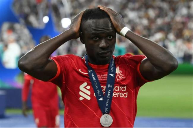 Mane duoc khuyen nen roi Liverpool o He 2022