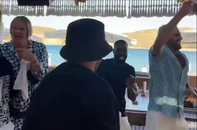 Man City có Erling Haaland nhờ Riyad Mahrez 1