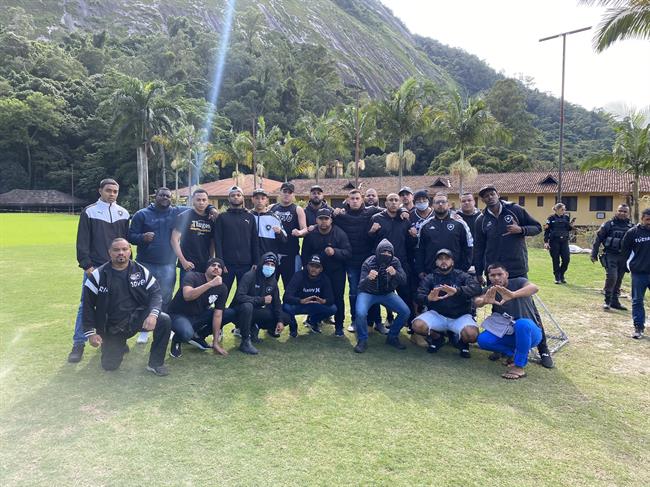 CĐV tràn vào trụ sở CLB Botafogo để phản đối đội bóng 2 CĐV tràn vào trụ sở CLB Botafogo để phản đối đội bóng 2