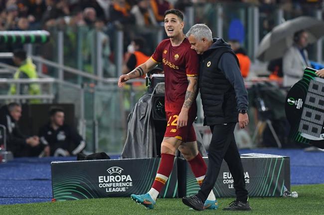 Zaniolo tiết lộ điều quý giá học được từ HLV Mourinho 1 Zaniolo tiết lộ điều quý giá học được từ HLV Mourinho 1