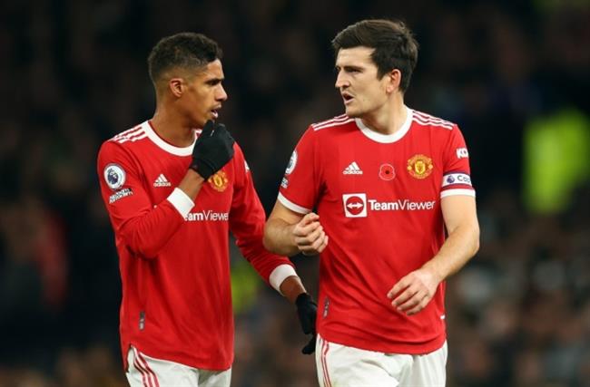 Raphael Varane lần đầu tiên chia sẻ về Erik ten Hag