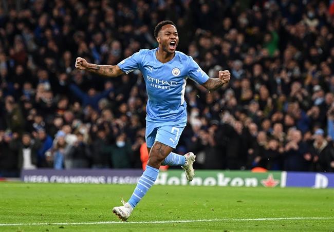 Man City sẽ mắc sai lầm lớn nếu bán Sterling cho Chelsea 1 Man City sẽ mắc sai lầm lớn nếu bán Sterling cho Chelsea 1