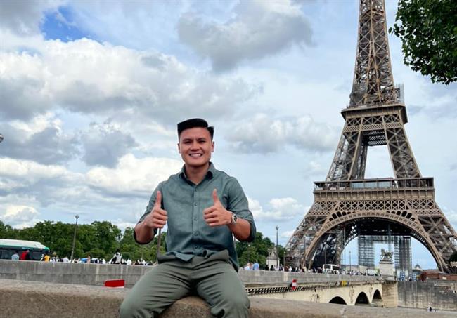 Quang Hải hoàn tất việc xin visa lao động tại Pháp
