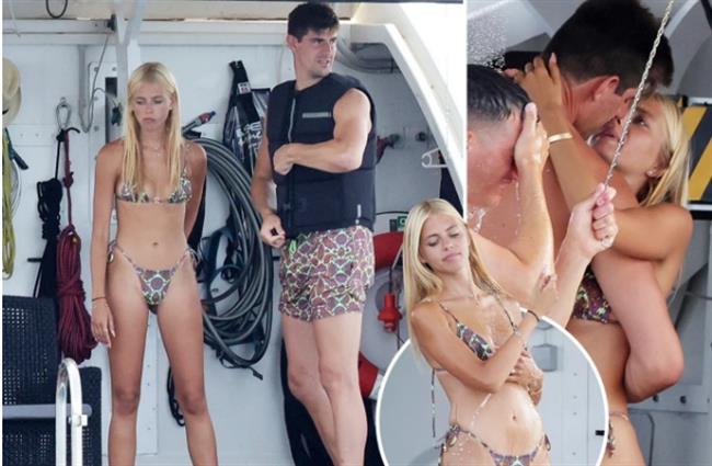 Thibaut Courtois hôn đắm đuối bạn gái mặc bikini nhỏ xíu