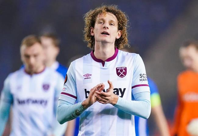 Tiểu sử cầu thủ Alex Král