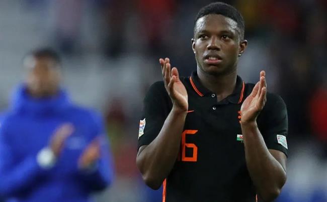 Tyrell Malacia: Sao trẻ sắp gia nhập MU là ai?