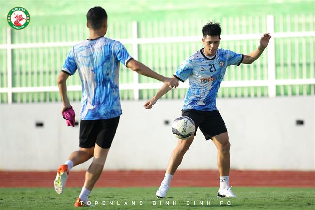 HLV Bình Định: Không thi đấu trên tuyển giúp Đình Trọng trở lại mạnh mẽ hơn