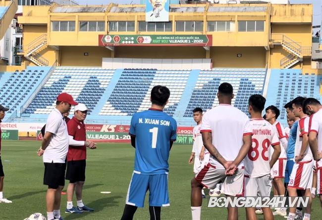 HLV Trương Việt Hoàng HLV Truong Viet Hoang