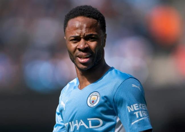 Chelsea sap co chu ky cua Raheem Sterling