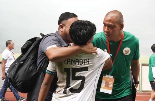 Chủ nhà U20 World Cup khóc tức tưởi khi bị loại đầy cay đắng từ vòng bảng 5