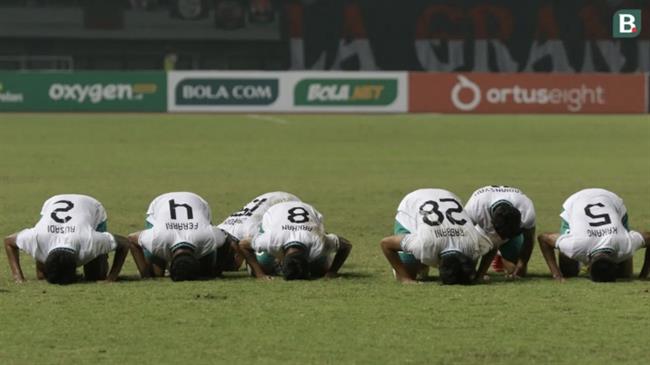 Chủ nhà U20 World Cup khóc tức tưởi khi bị loại đầy cay đắng từ vòng bảng 2