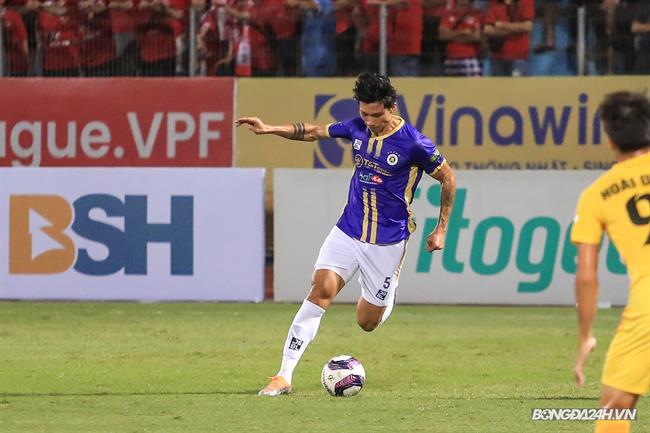 Hà Nội FC chuẩn bị đón bác sĩ mới chăm sóc cho Văn Hậu