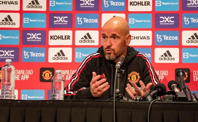 HLV Erik ten Hag bảo vệ Maguire sau bàn thua ở trận giao hữu