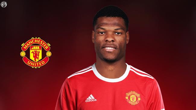 MU quan tam Denzel Dumfries