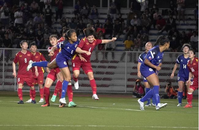 Báo Philippines nổ lớn sau khi đội nhà vô địch AFF Cup 1