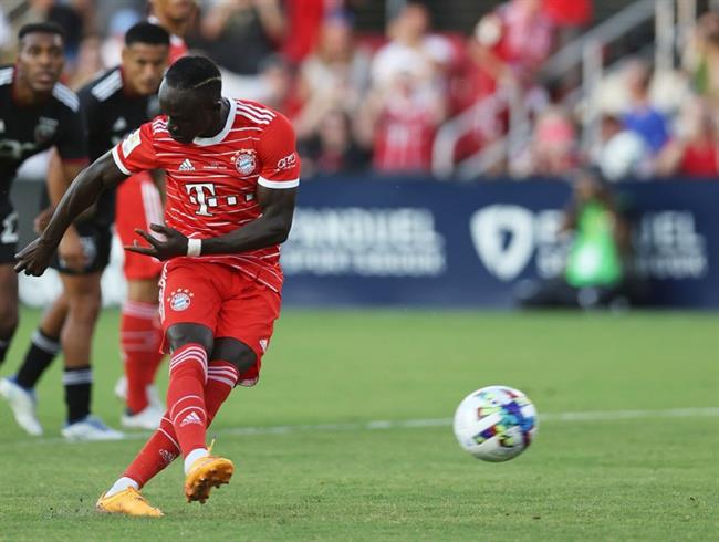 Sadio Mane được vinh danh